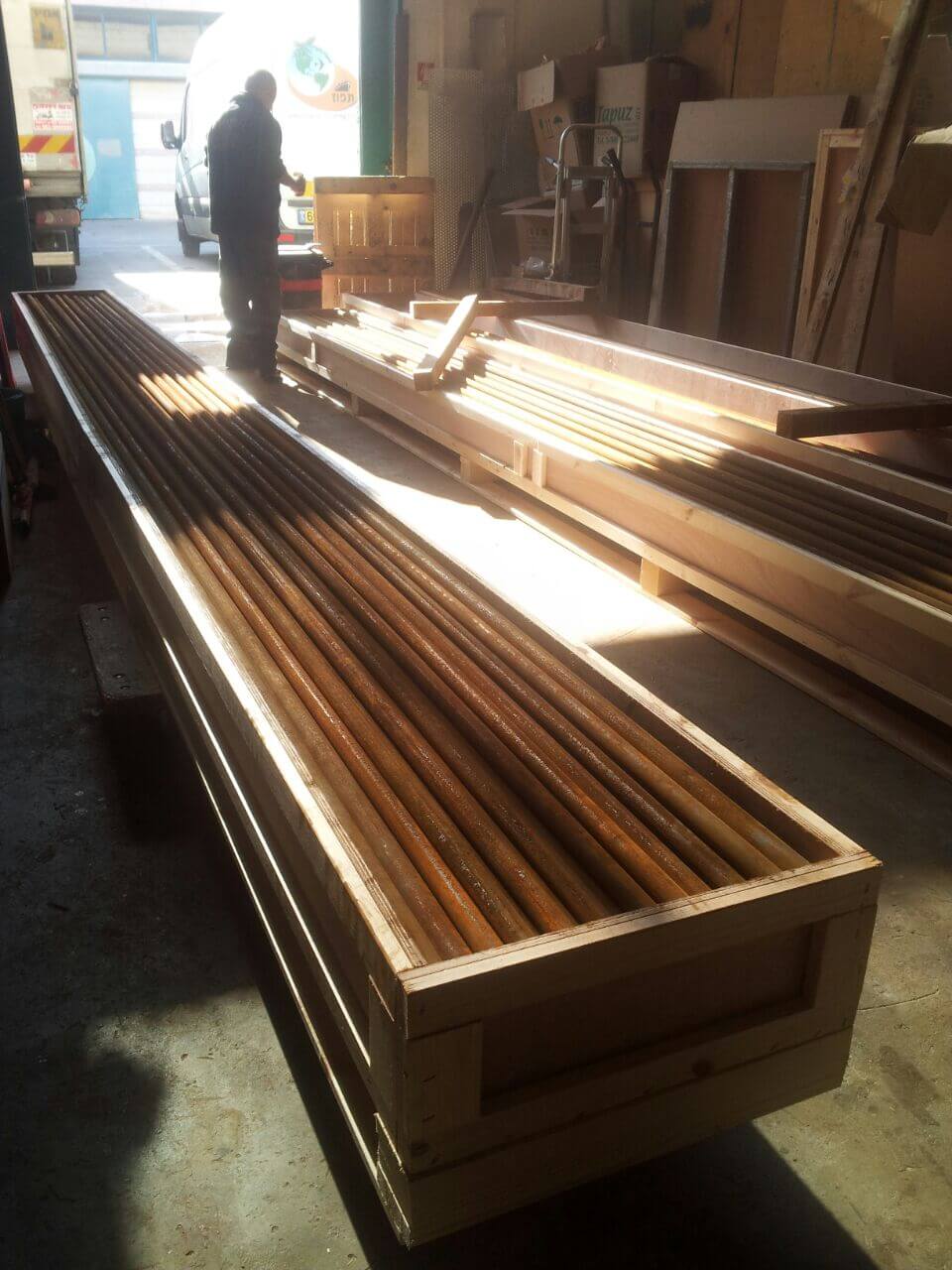 הובלה ושינוע של מוצרי תעשיה